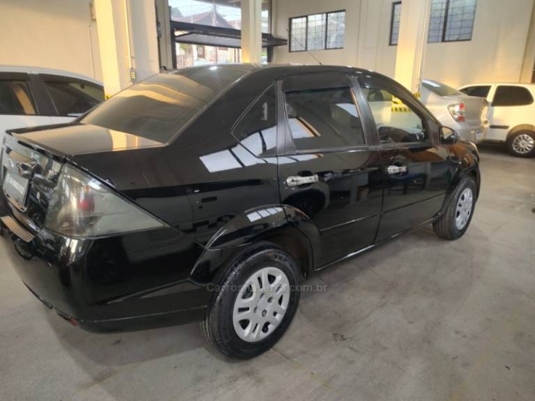 FORD - FIESTA - 2014/2014 - Preta - R$ 33.500,00