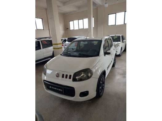 FIAT - UNO - 2013/2014 - Branca - R$ 36.700,00