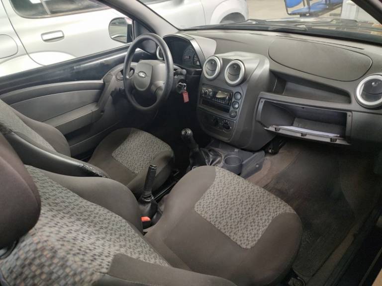 FORD - KA - 2013/2013 - Preta - R$ 22.500,00