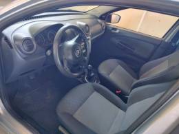 VOLKSWAGEN - GOL - 2013/2014 - Prata - R$ 35.900,00