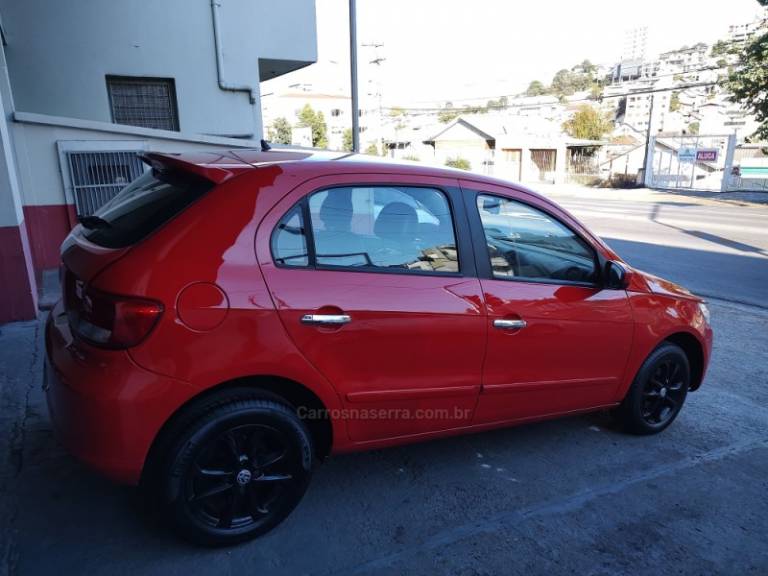 VOLKSWAGEN - GOL - 2013/2013 - Vermelha - R$ 28.900,00