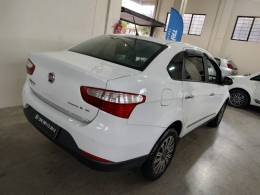 FIAT - GRAND SIENA - 2016/2016 - Branca - R$ 38.900,00