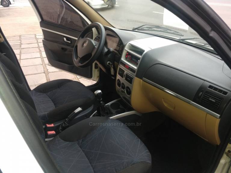 FIAT - SIENA - 2012/2012 - Branca - R$ 28.900,00