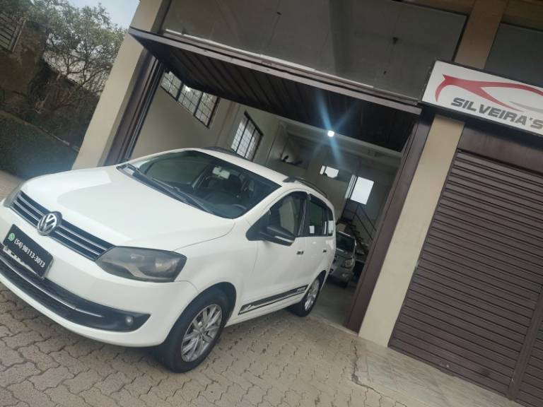 VOLKSWAGEN - SPACEFOX - 2014/2014 - Branca - R$ 37.750,00