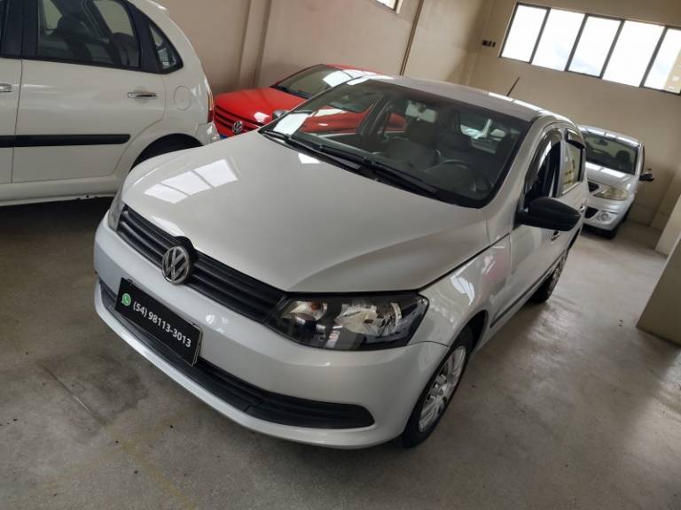 VOLKSWAGEN - GOL - 2013/2014 - Prata - R$ 35.900,00