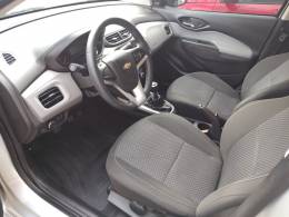 CHEVROLET - ONIX - 2017/2018 - Prata - R$ 53.500,00