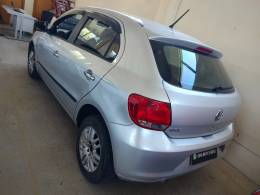 VOLKSWAGEN - GOL - 2013/2014 - Prata - R$ 35.900,00