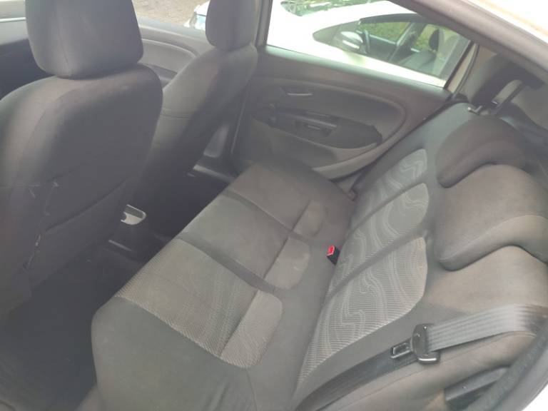 FIAT - PUNTO - 2008/2008 - Branca - R$ 23.950,00