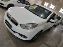 FIAT - GRAND SIENA - 2016/2016 - Branca - R$ 38.900,00