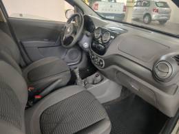 FIAT - PALIO - 2016/2016 - Prata - R$ 38.500,00
